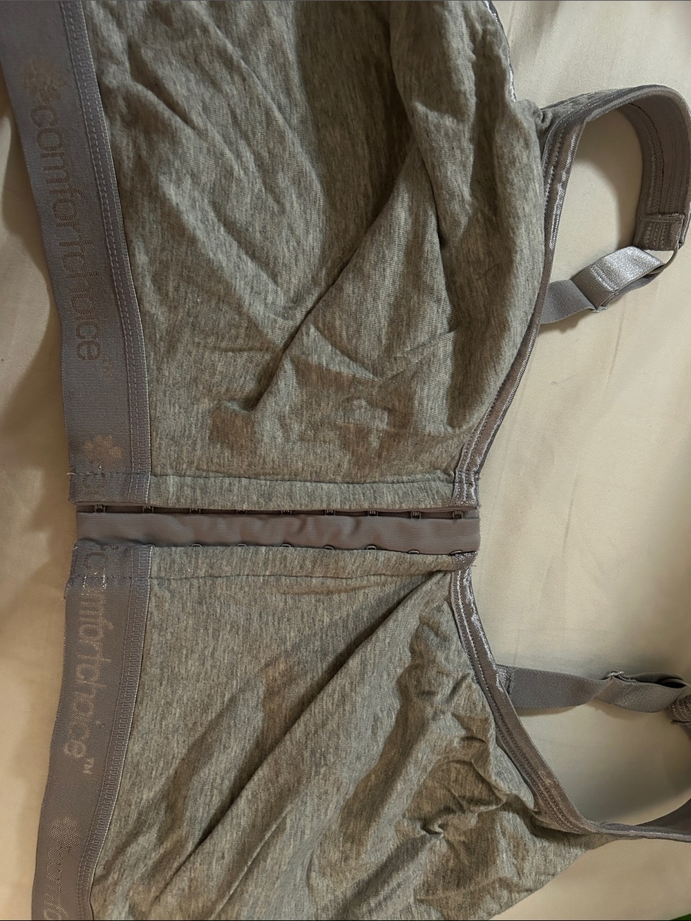 Comfortable Gray Wireless Bra with Adjustable Straps